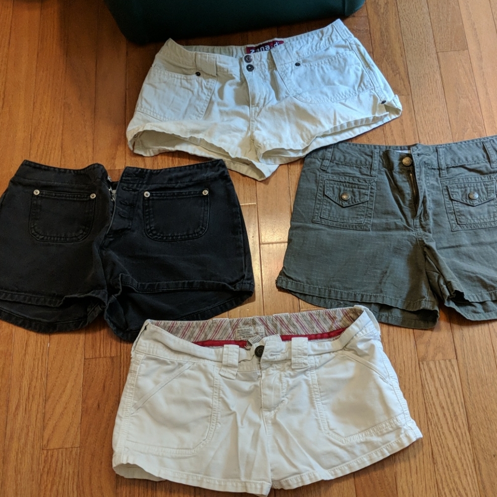 4 pairs of  shorts size 3, 4 or 3/4 YOU GET ALL 4